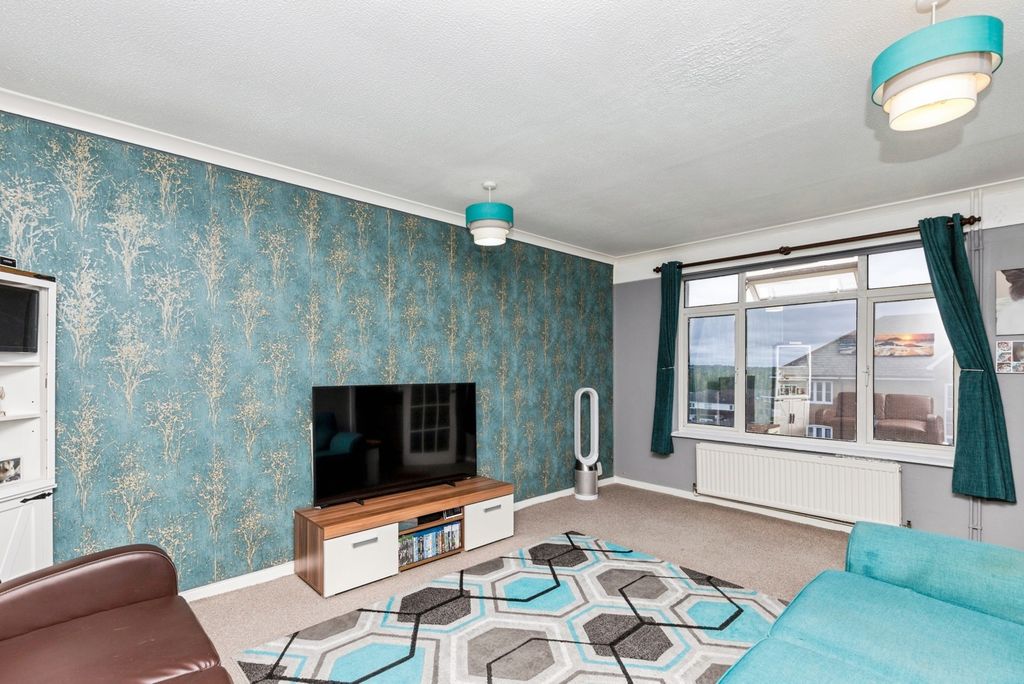 Property photo 1 of 10 Pbox-Img.Jpg