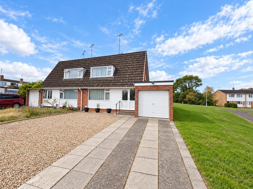Property photo 1 of 17 Outside
