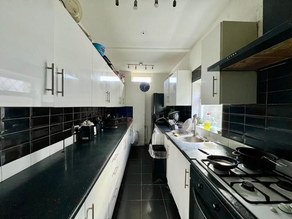 Property photo 2 of 10 Gallery