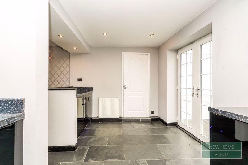 Property photo 3 of 23 Photo 4