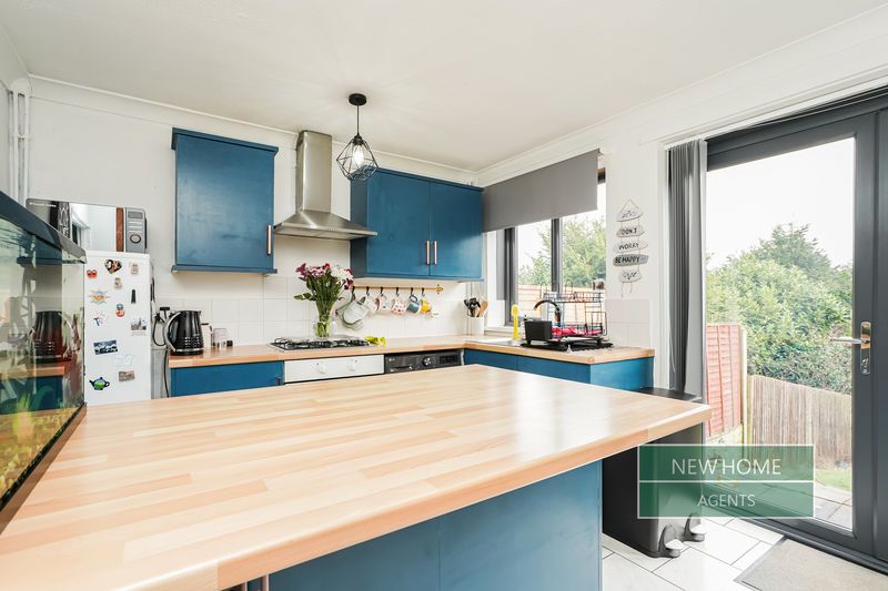 Property photo 2 of 15 Photo 7