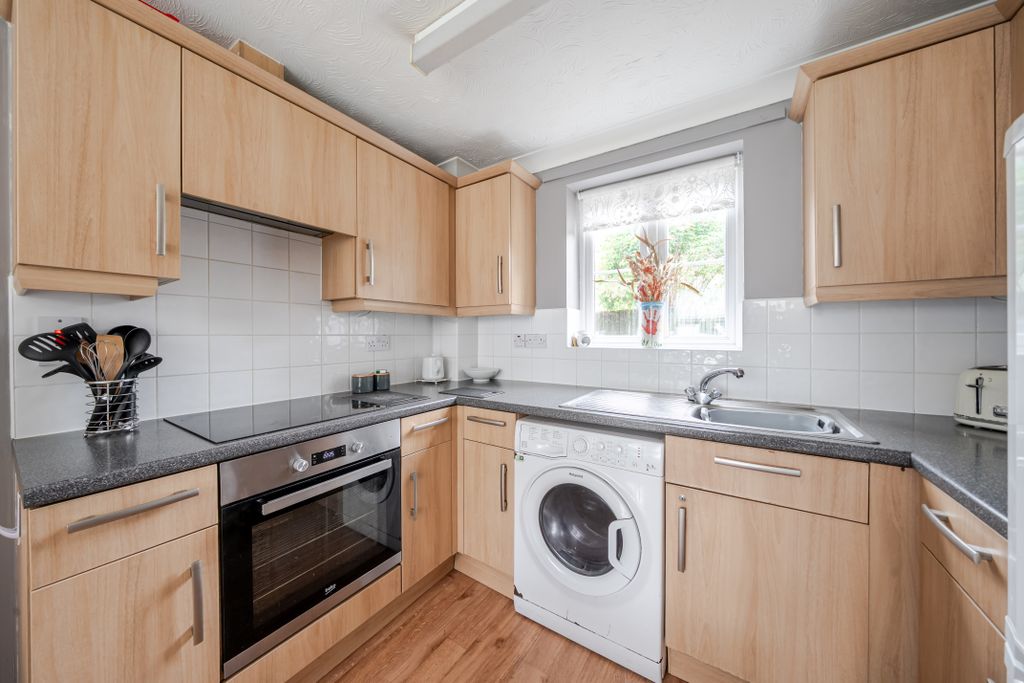 Property photo 3 of 15