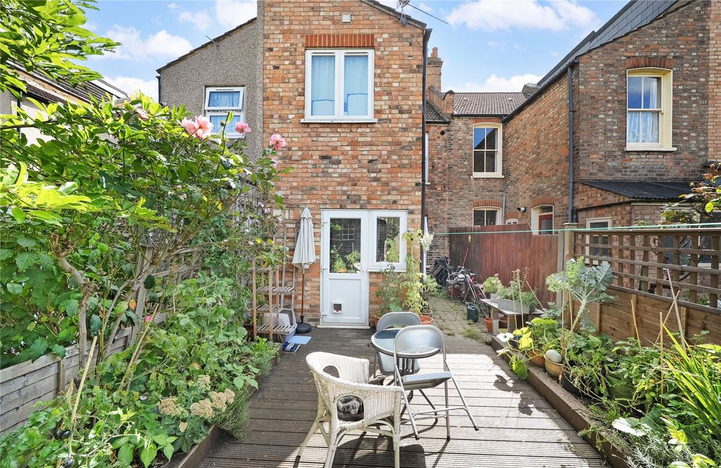 Property photo 3 of 9 Picture No. 14