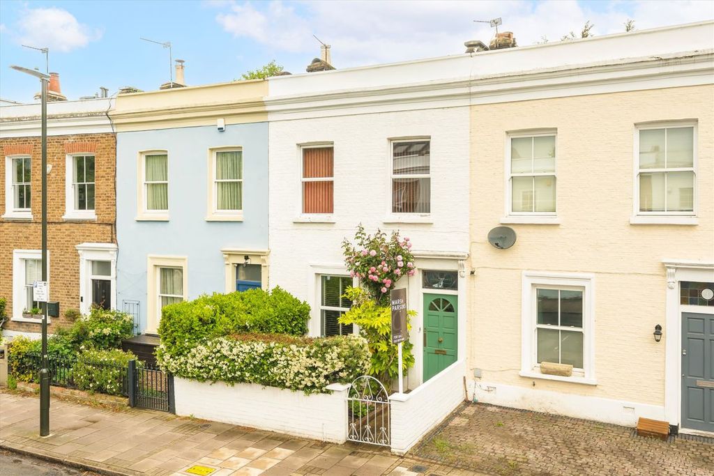 Property photo 1 of 11