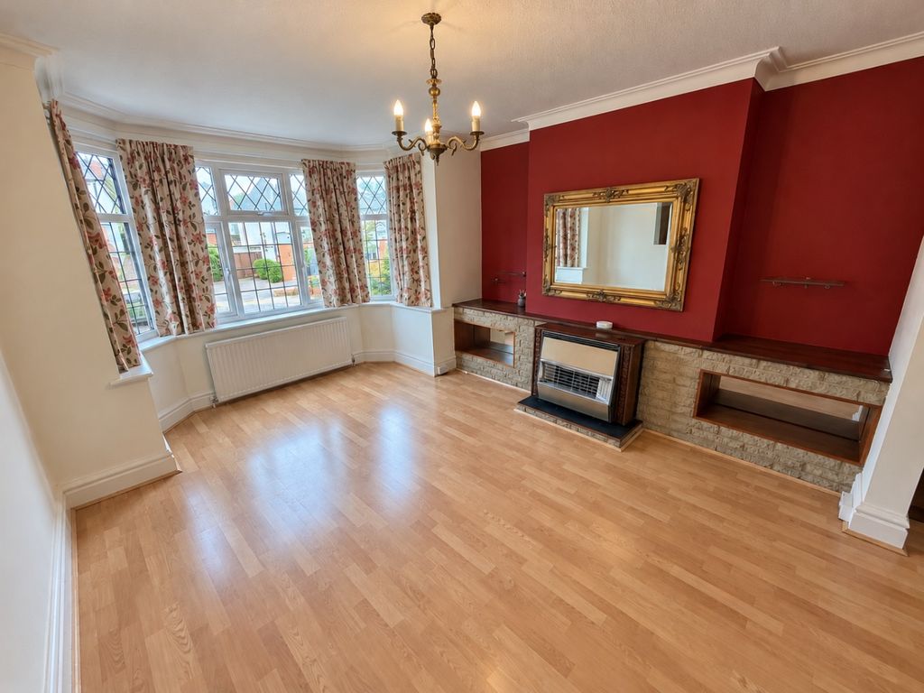 Property photo 2 of 11 4340511