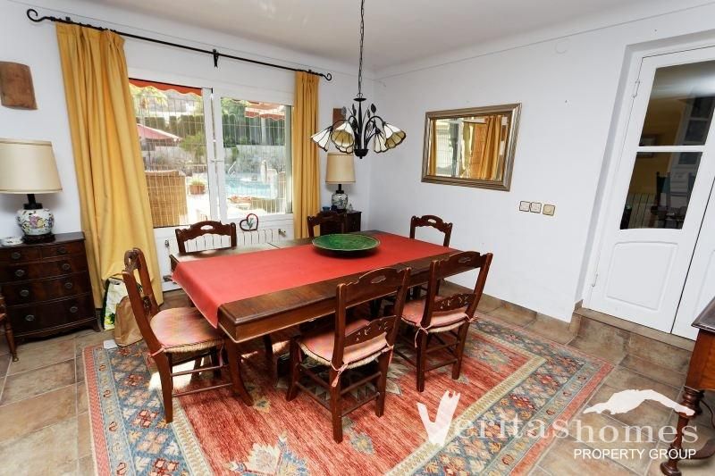 Property photo 3 of 20