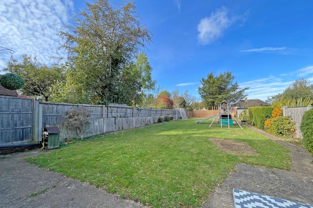 Property photo 2 of 22