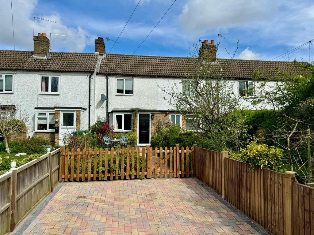 Property photo 1 of 12 2819340