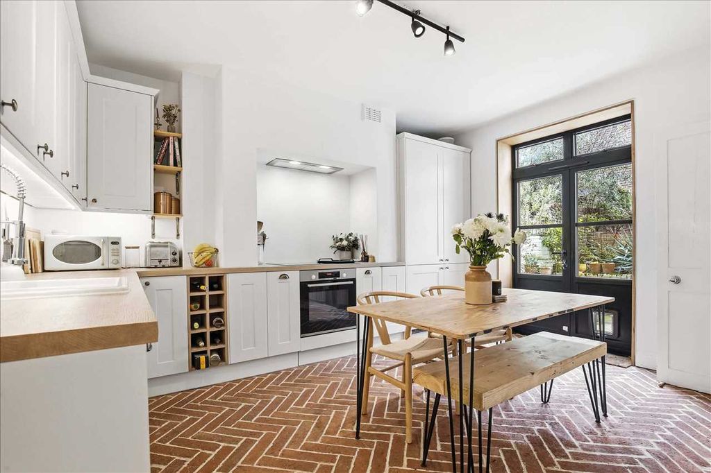 Property photo 1 of 22 Main Picture