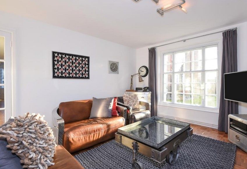 Property photo 3 of 11