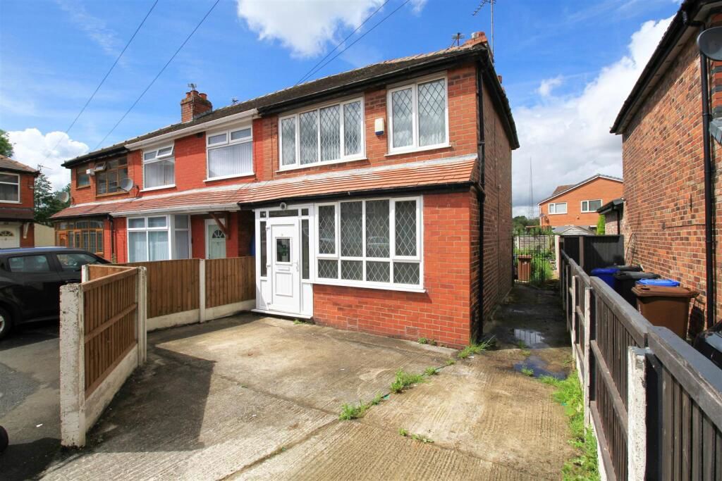 Property photo 1 of 12