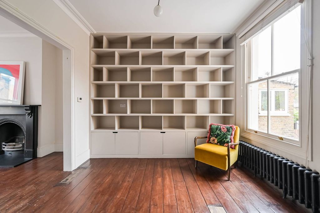 Property photo 1 of 36