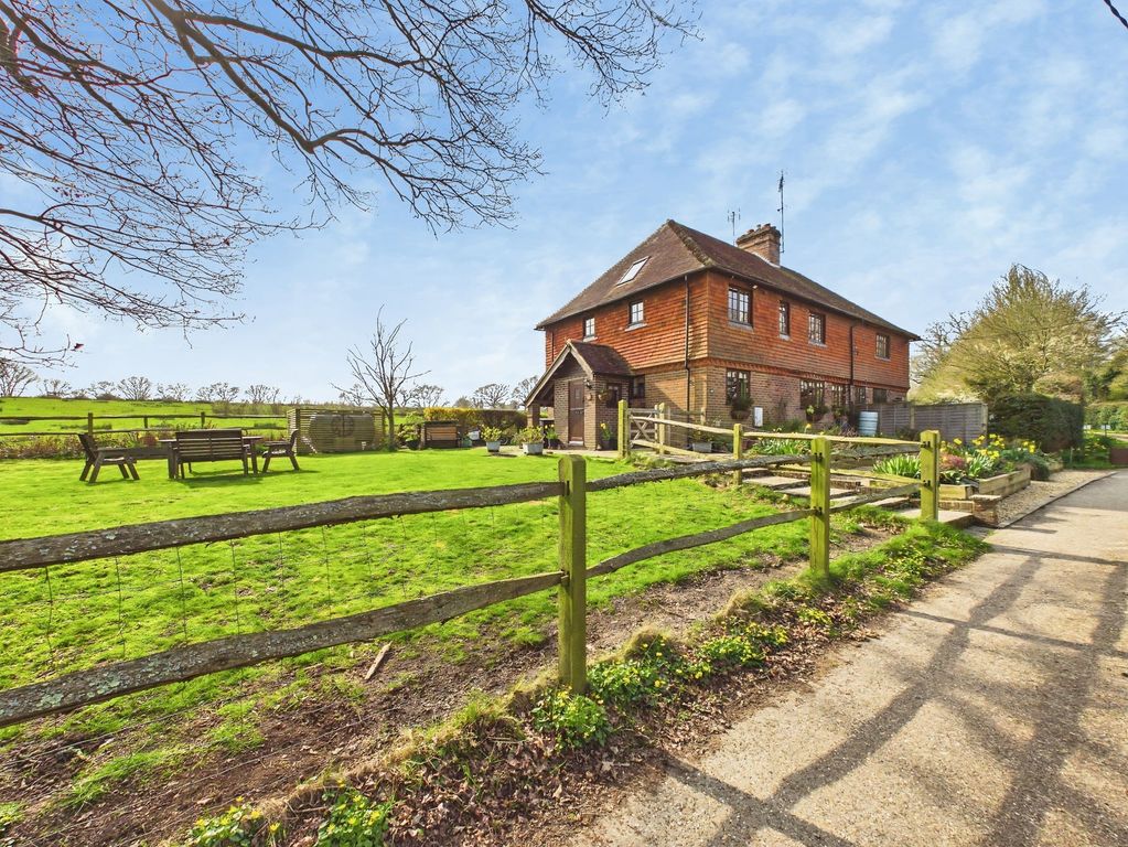 Property photo 1 of 21