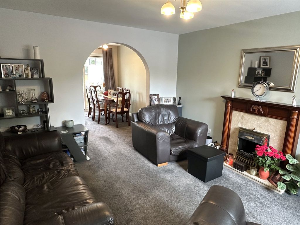 Property photo 2 of 22 Picture No. 49