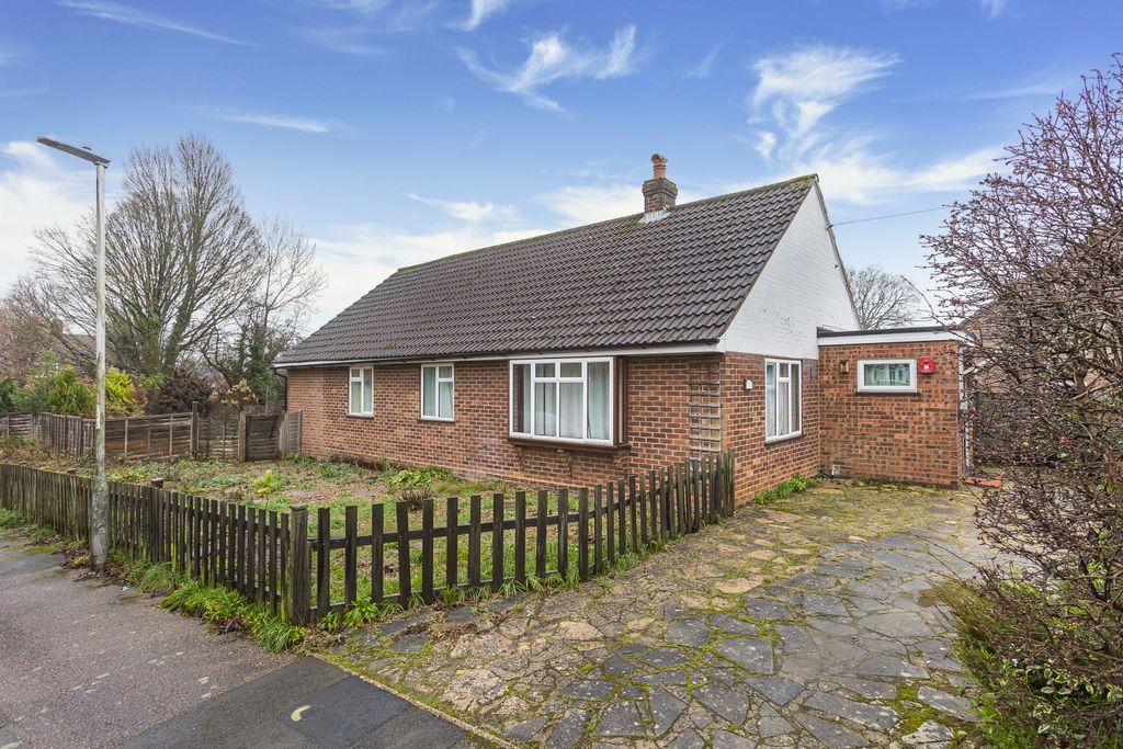 Property photo 1 of 12 Front External