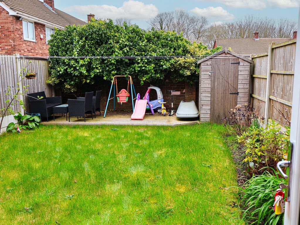 Property photo 3 of 12