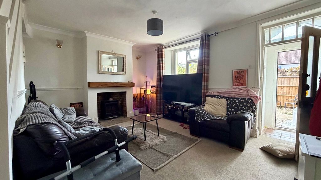 Property photo 2 of 17 Picture No. 05