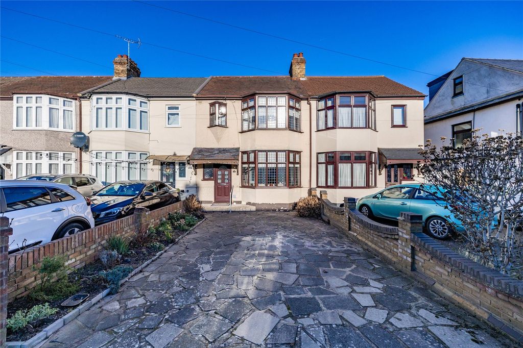 Property photo 1 of 16 Front