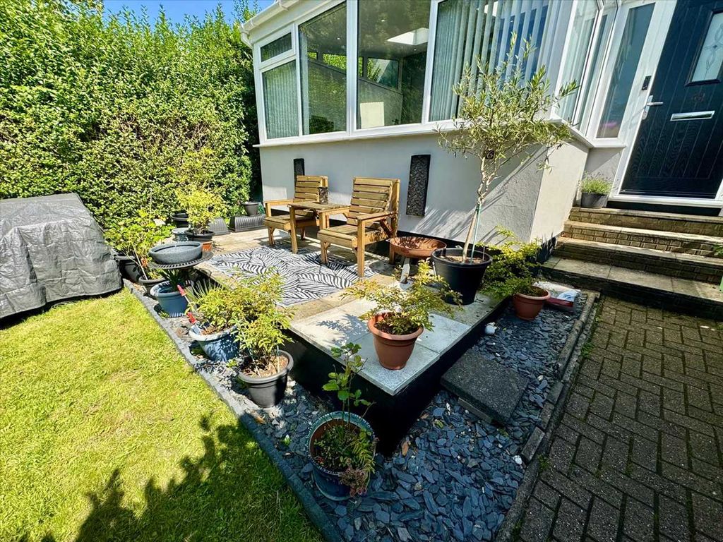 Property photo 3 of 30 Exterior
