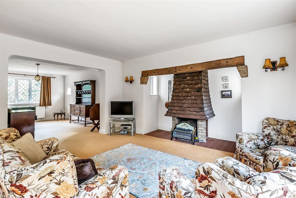 Property photo 3 of 23 17-Fiddicroft-14.Jpg