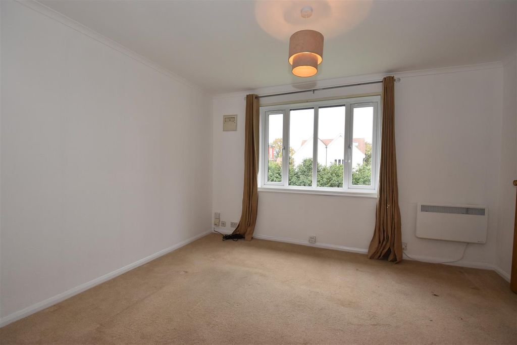 Property photo 2 of 6 Dsc_0081.Jpg