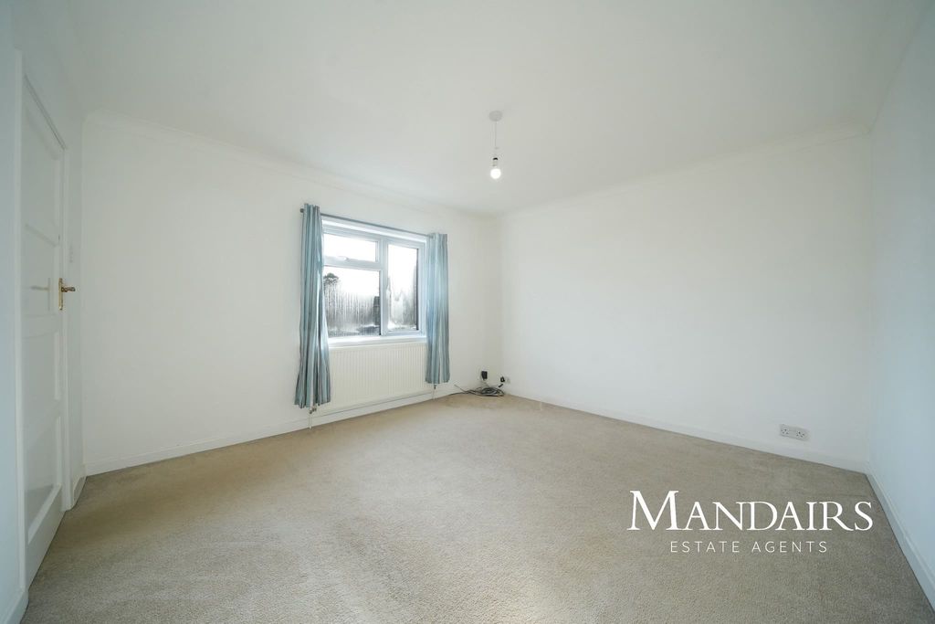 Property photo 2 of 23