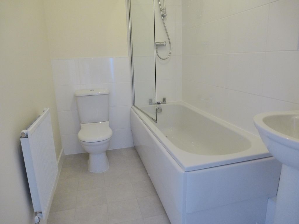 Property photo 2 of 5 Bathroom