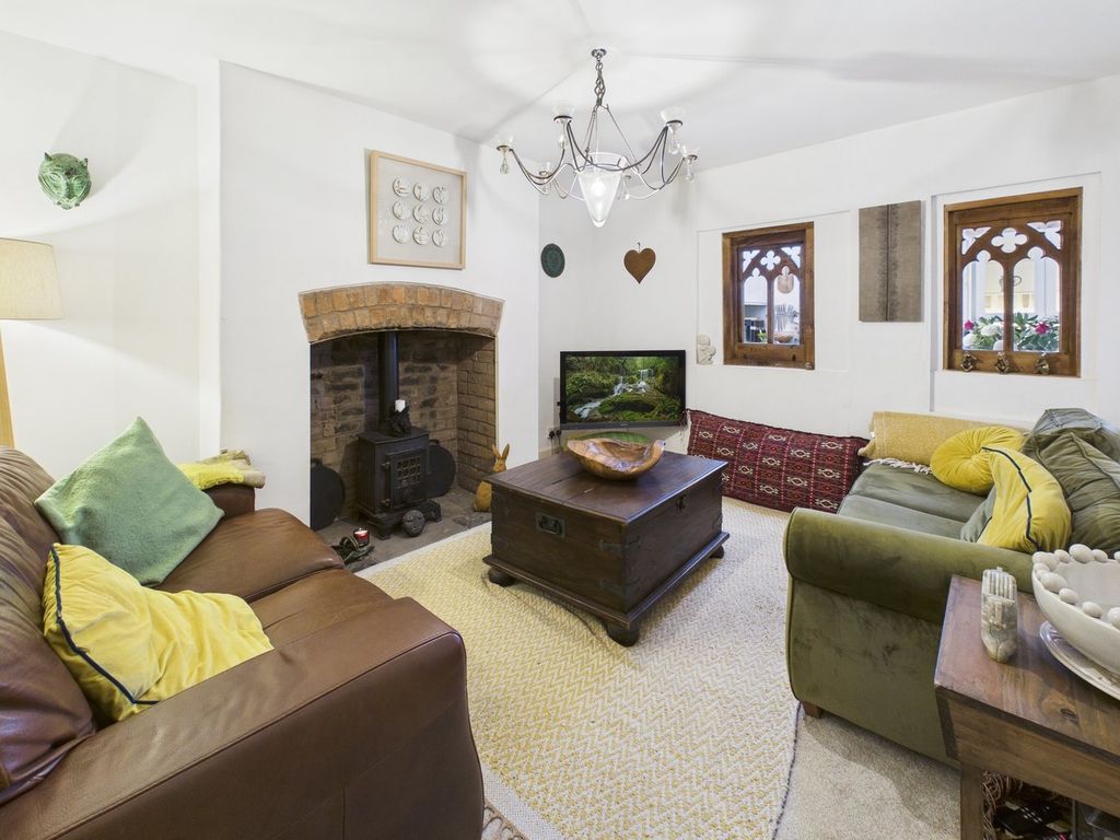 Property photo 3 of 23