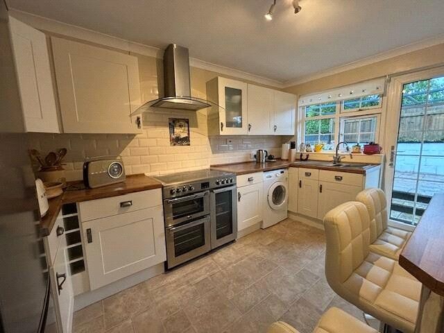 Property photo 3 of 11 Picture No. 06