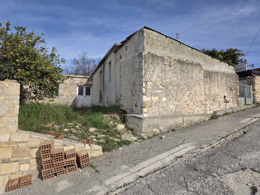 Property photo 1 of 10