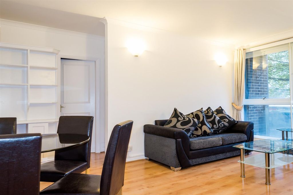 Property photo 2 of 6