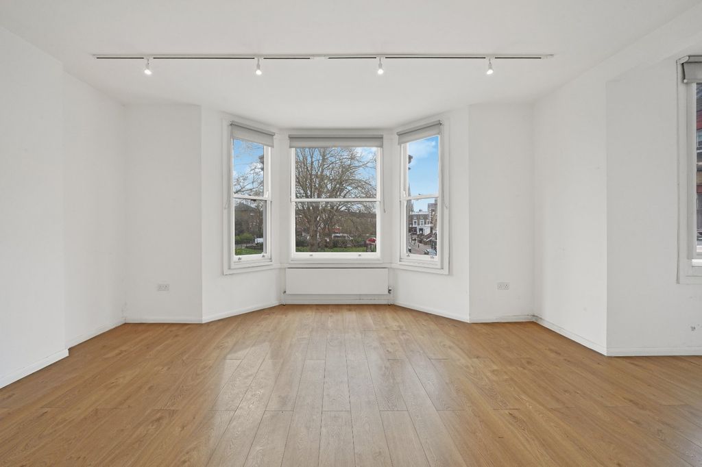 Property photo 1 of 17 Picture No. 34