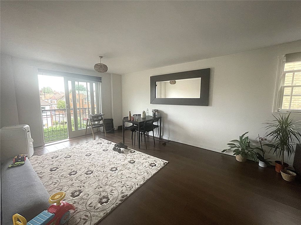 Property photo 3 of 9 Picture No. 02