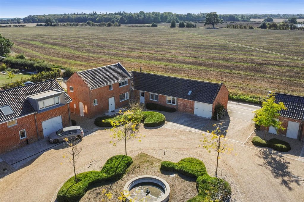 Property photo 3 of 20 Drone
