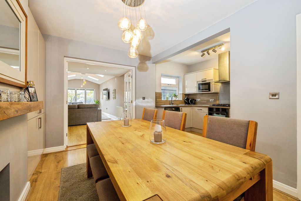 Property photo 3 of 20 2026-01-12-25Wallisavenue009