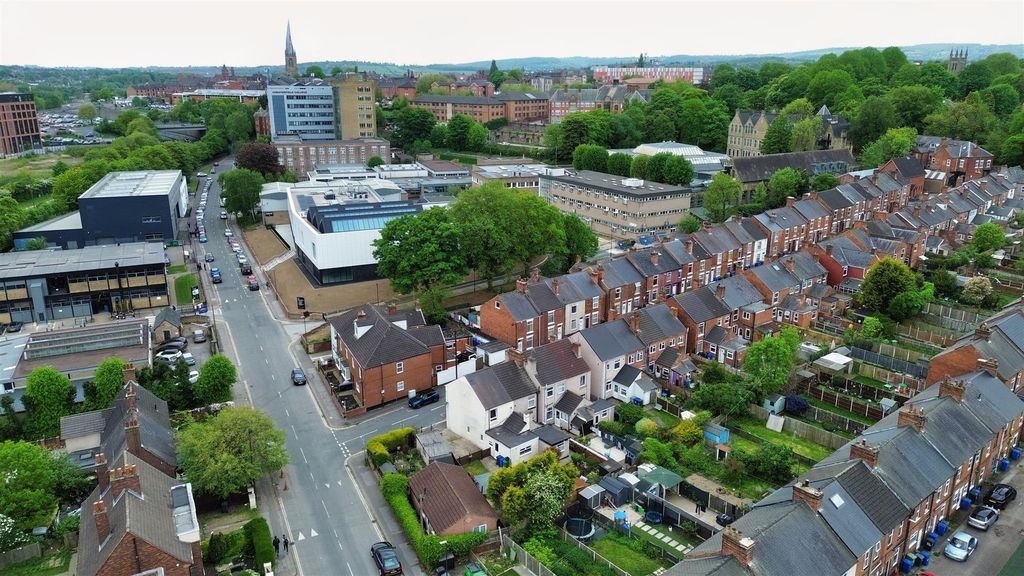 Property photo 2 of 22 Dji_0261.Jpg