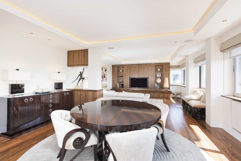 Property photo 1 of 21 Photo