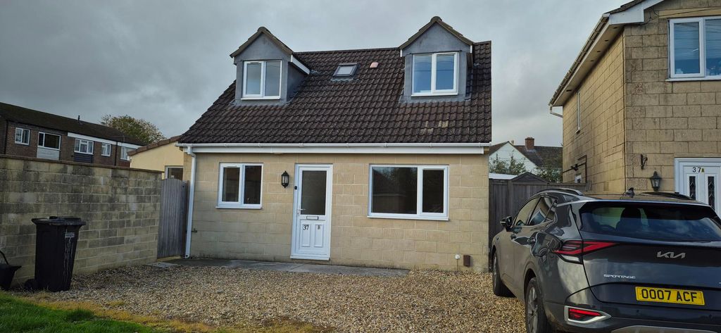 Property photo 1 of 19 Main Elevation