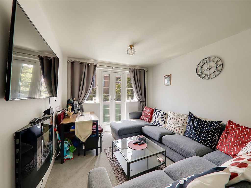 Property photo 2 of 10 5