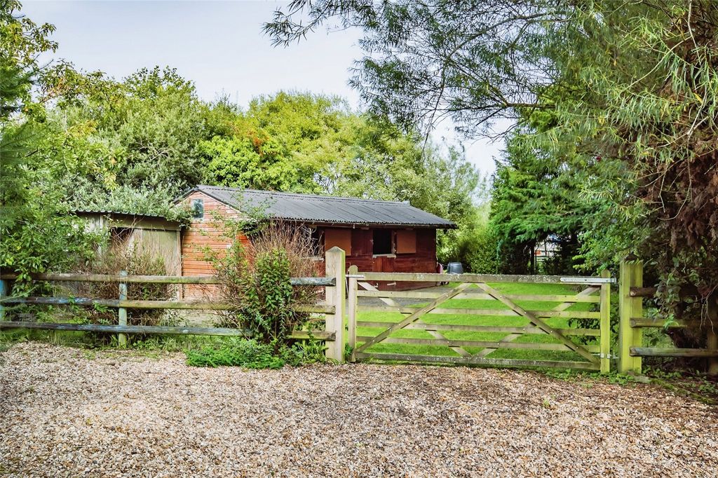 Property photo 3 of 19 Picture No. 32