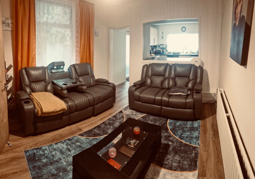 Property photo 3 of 10