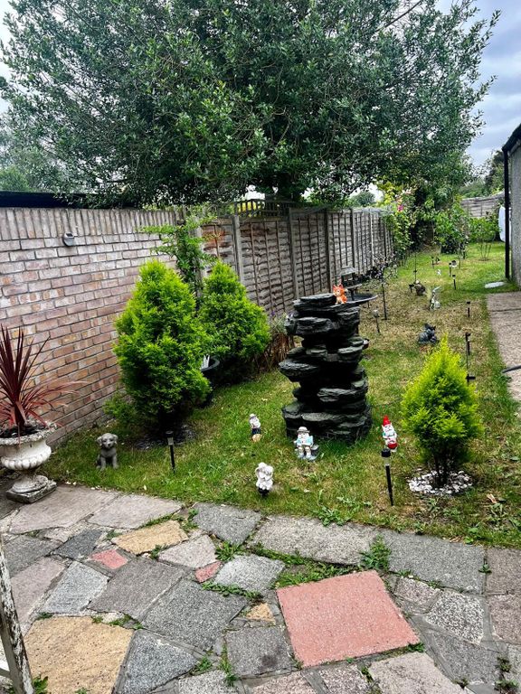 Property photo 3 of 6