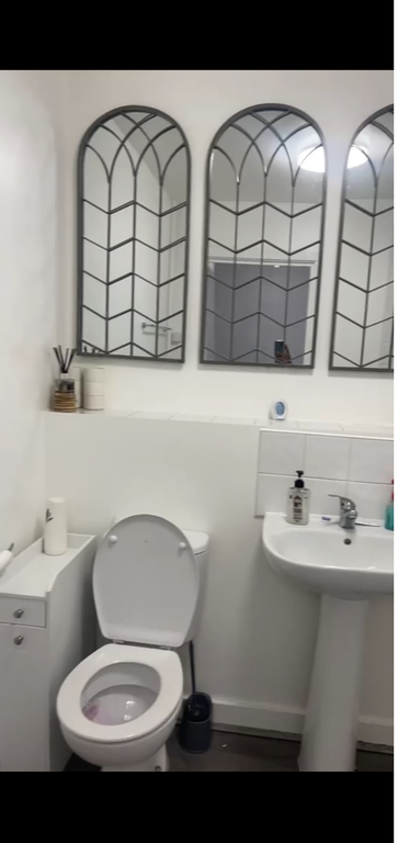Property photo 2 of 3
