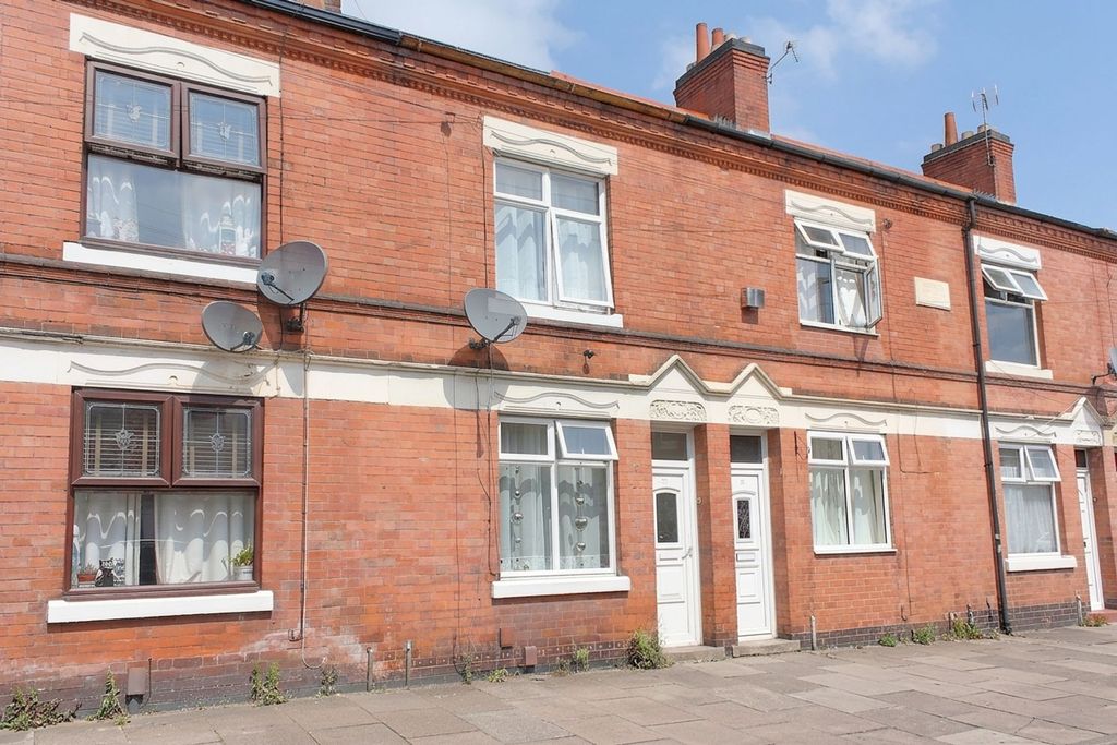 Property photo 1 of 10