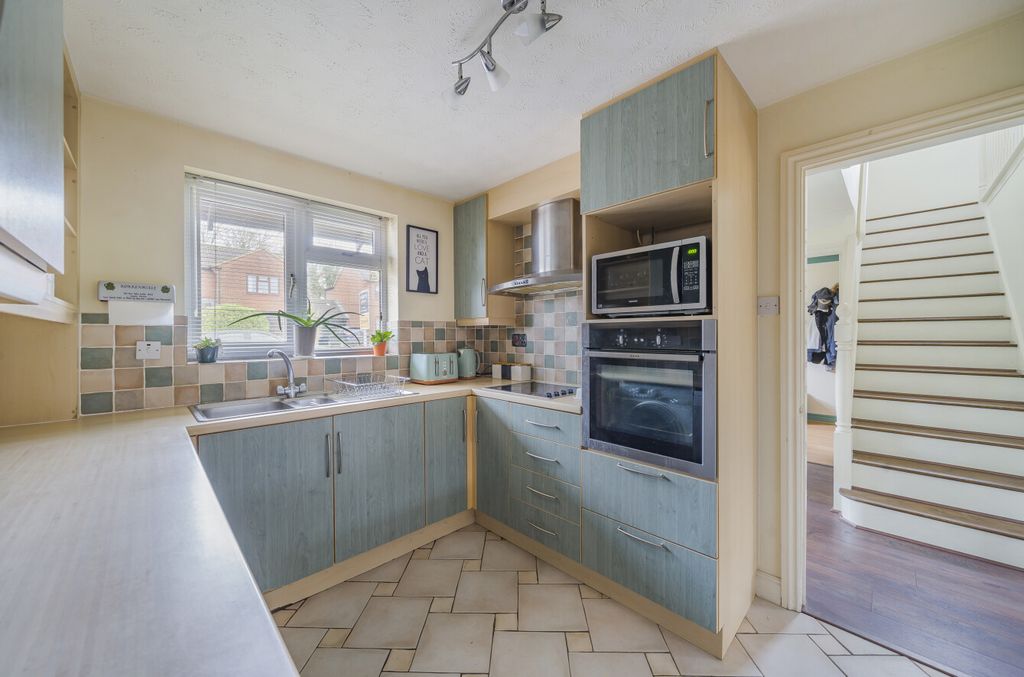 Property photo 2 of 21 12222594