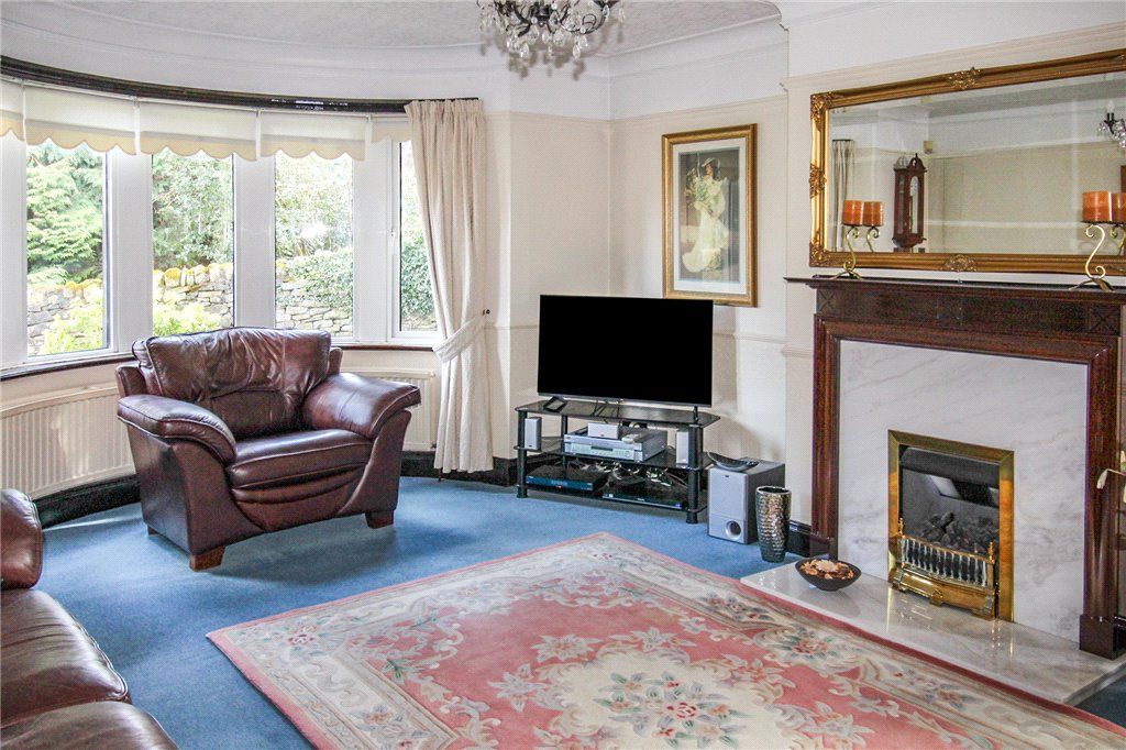 Property photo 2 of 17 Sitting Room