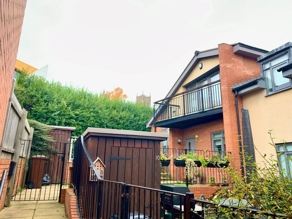 Property photo 3 of 24 Front