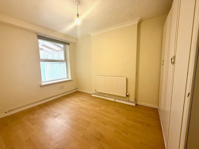 Property photo 3 of 4