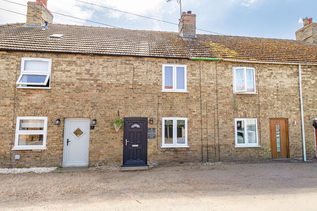 Property photo 1 of 27 4489310