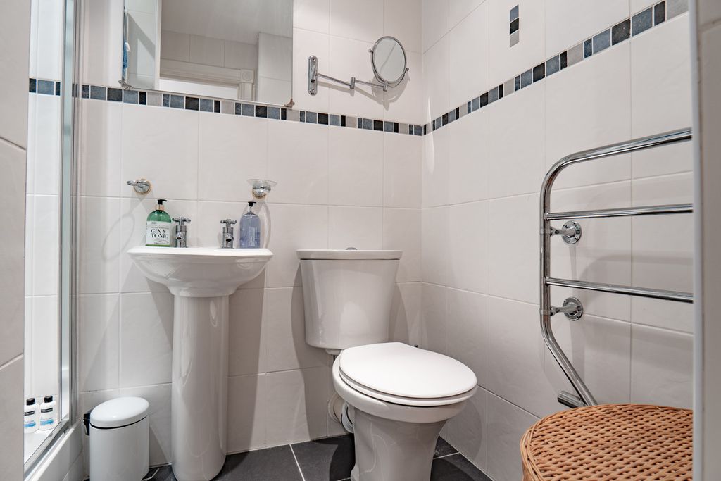 Additional image 25 of 4 bed flat for saleIsland Bank Road, Inverness IV2